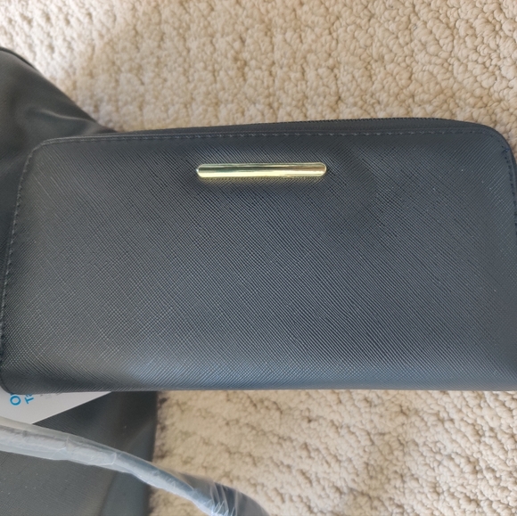 Brand new black tote bag and wallet. - Picture 4 of 5